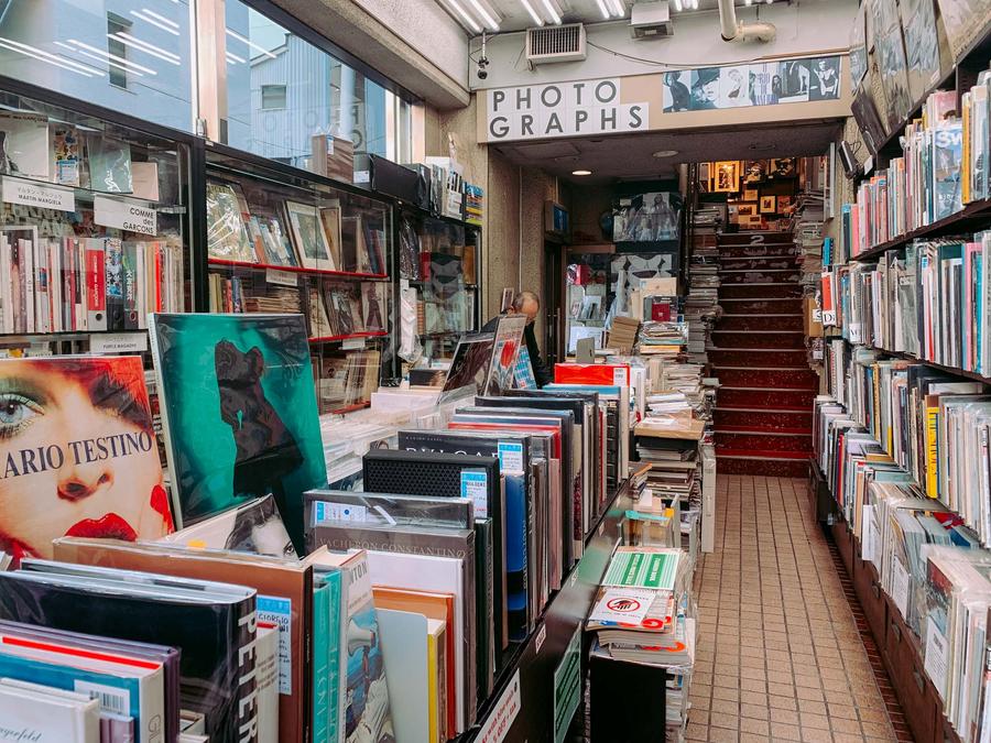 Toko Buku Seni dan Desain Terbaik Yang Ada di Tokyo